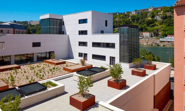 Jardinières métalliques sur mesure