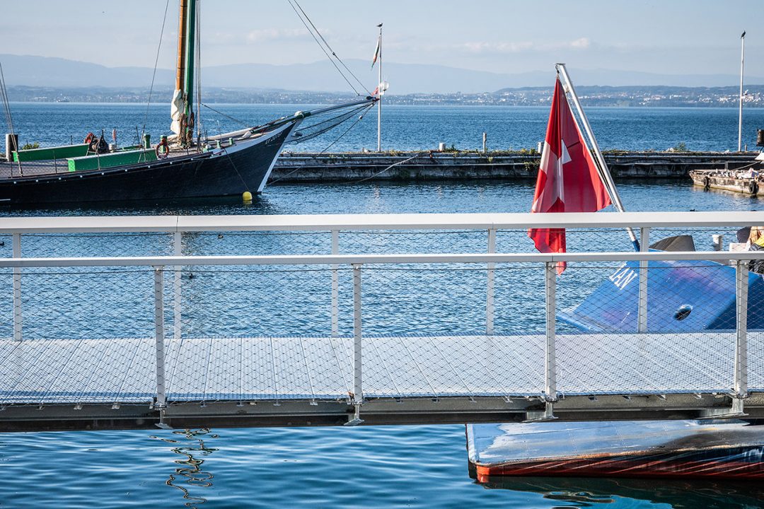 gare lacustre a evian les bains