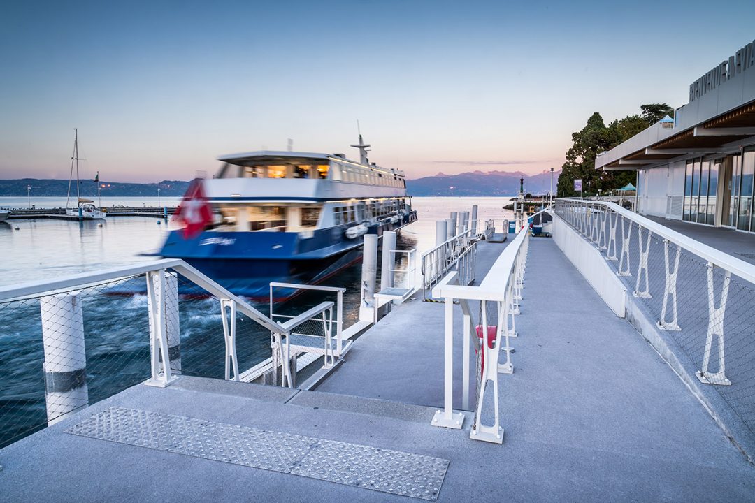 gare lacustre a evian les bains