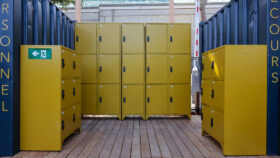 urbencea-bras-grenelle-baignade-en-seine-paris-mobilier-vestiaires