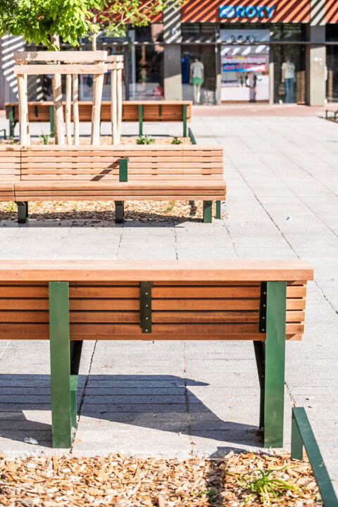 Annecy-place-françois-menthon-amenagement-urbain-banc-lisse-basse-urbencea