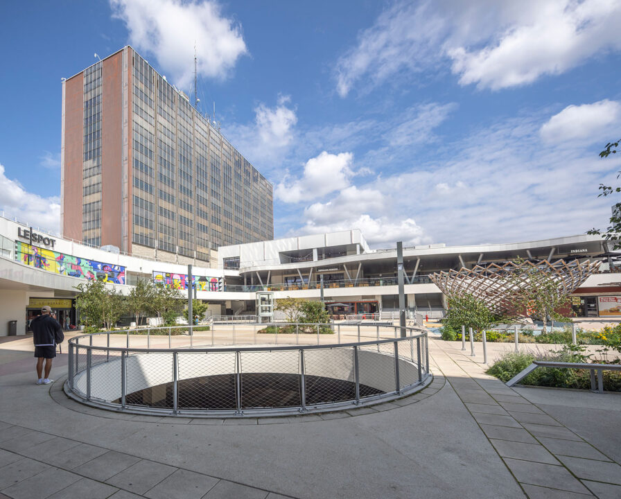 urbencea-amenagement-urbain-architecture-design-place-agora-evry-courcouronnes-mobilier-urbain-assises