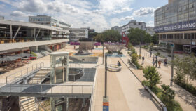 urbencea-amenagement-urbain-place-agora-evry-courcouronnes-mobilier-urbain