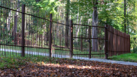 Urbencea-Réinventons-nos-espaces-de-vie-parc-de-la-roseraie-chatenay-malabry-portail--cloture-acier-