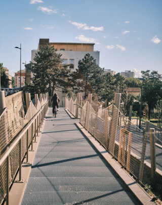 Urbencea-Réinventons-nos-espaces-de-vie-passerelle-valence-ilot-ferry-mobilite-douce