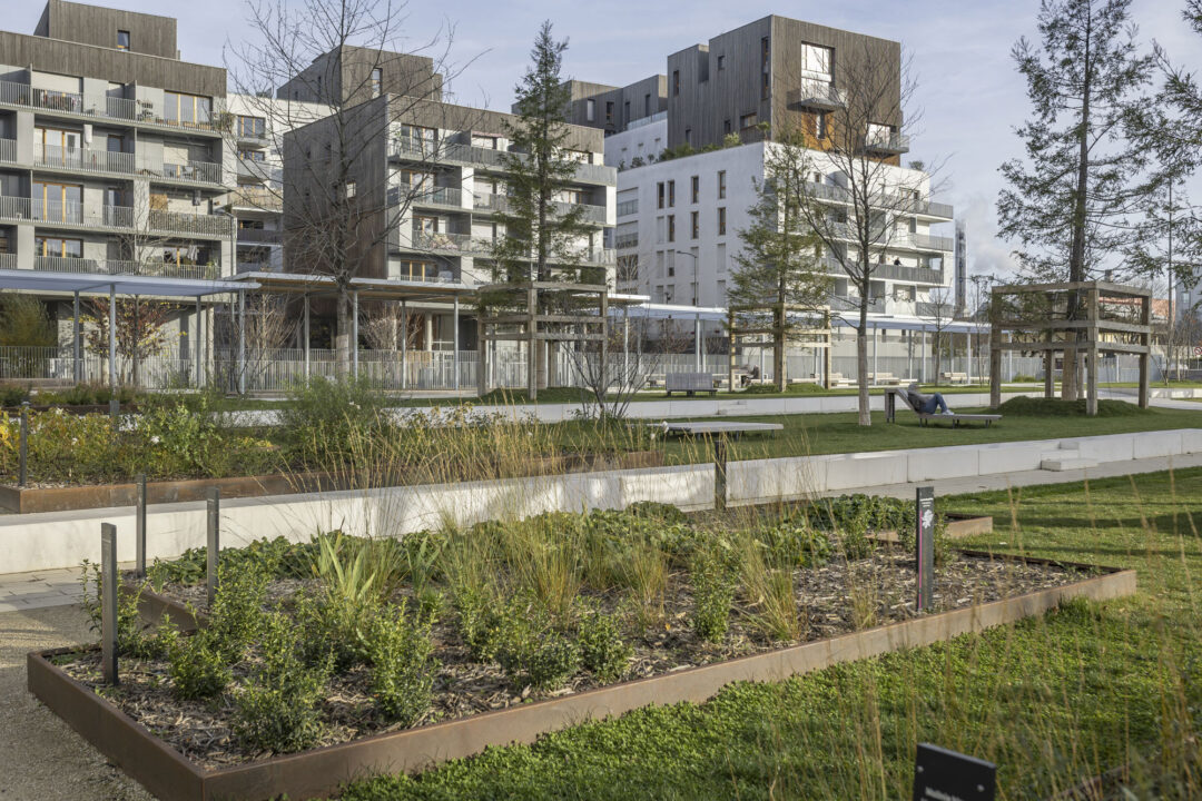 Urbencea-Reinventons-nos-espaces-de-vie-parc-affaires-asnieres-sur-seine-costiere-assises