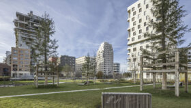 Urbencea-Reinventons-nos-espaces-de-vie-parc-affaires-asnieres-sur-seine-jardin-assises-lisses-basses