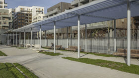 Urbencea-Reinventons-nos-espaces-de-vie-parc-affaires-asnieres-sur-seine-pergolas-assises