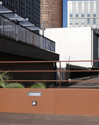 Urbencea-Réinventons-nos-espaces-de-vie-Lyon-vertuo-quartier-la-part-dieu-lyon-végétalisation-costieres-bordureilot-fraicheur-immeuble