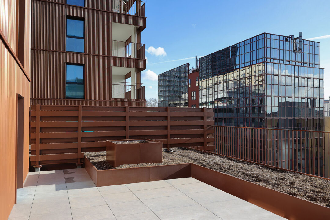 Urbencea-Réinventons-nos-espaces-de-vie-Lyon-vertuo-quartier-la-part-dieu-lyon-végétalisation-costieres-en-cours-de-travaux