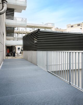 Urbencea-Réinventons-nos-espaces-de-vie-clinique st george - nice - passerelle abris OM