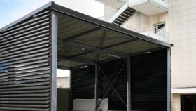 Urbencea-Réinventons-nos-espaces-de-vie-polyclinique st george - nice -abris OM ordure ménagère structure métallique