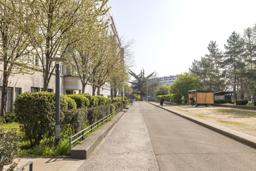 Urbencea-Réinventons-nos-espaces-de-vie-SITE-LA-CARAELLE-VILLENEUVE-LA-GARENNE-ABRI-VELOS--STATIONNEMENT