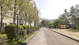 Urbencea-Réinventons-nos-espaces-de-vie-SITE-LA-CARAELLE-VILLENEUVE-LA-GARENNE-ABRI-VELOS--STATIONNEMENT