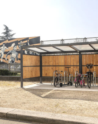 Urbencea-Réinventons-nos-espaces-de-vie-SITE-LA-CARAELLE-VILLENEUVE-LA-GARENNE-ABRI-VELOS--STATIONNEMENT-PARKING-TROTINNETTE