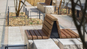 Urbencea-Réinventons-nos-espaces-de-vie-amenagement-place-boulevard-bourgoin-jallieu-assise-bois-acier-pierre