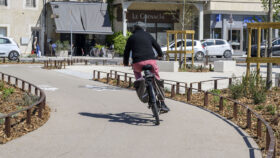 Urbencea-Réinventons-nos-espaces-de-vie-carpentras-avenue-ventoux-lisse-basse-acier-corten-végétalisation-protection-délimitation-mobilité