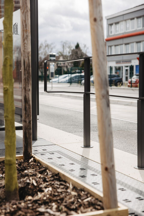 Urbencea-Réinventons-nos-espaces-de-vie-extension-tramway-strasbourg-garde-corps-griille-arbre-durabilite-environnement-securité