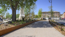 Urbencea-Réinventons-nos-espaces-de-vie-lisse-basse-costieres-acier-corten-carpentras-avenus-ventous-délimitation-voierie