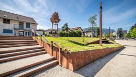 Urbencea-reinventons-nos-espaces-de-vie-Ville-Gaillard-Parc-Kamouraska-assise-banc-bois-acier-corten-main-courante-escalier