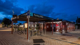Urbencea-reinventons-nos-espaces-de-vie-mobilite-douce-abris-velos-gare-de-sannois-eclairage-architecture-urbaine-design