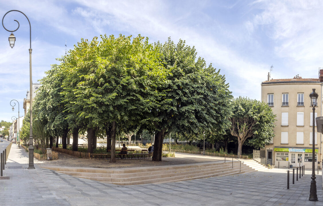 urbencea-reinventons-noes-espaces-de-vie-hotel-de-ville-suresne-jardin-assise-ombre-chaleur-rechauffement-climatique