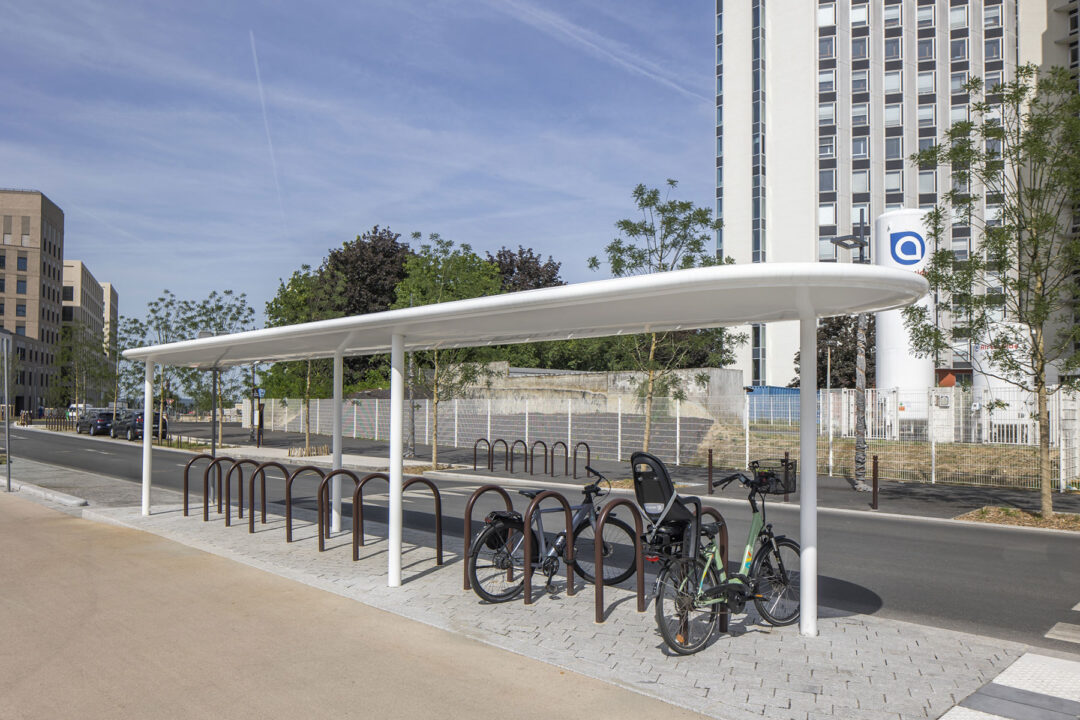 urbencea-reinventons-noes-espaces-de-vie-villejuif-ZAC-CAMPUS-GRAND-PARC-1-CHEMIN-MILITAIRE-abri-velos