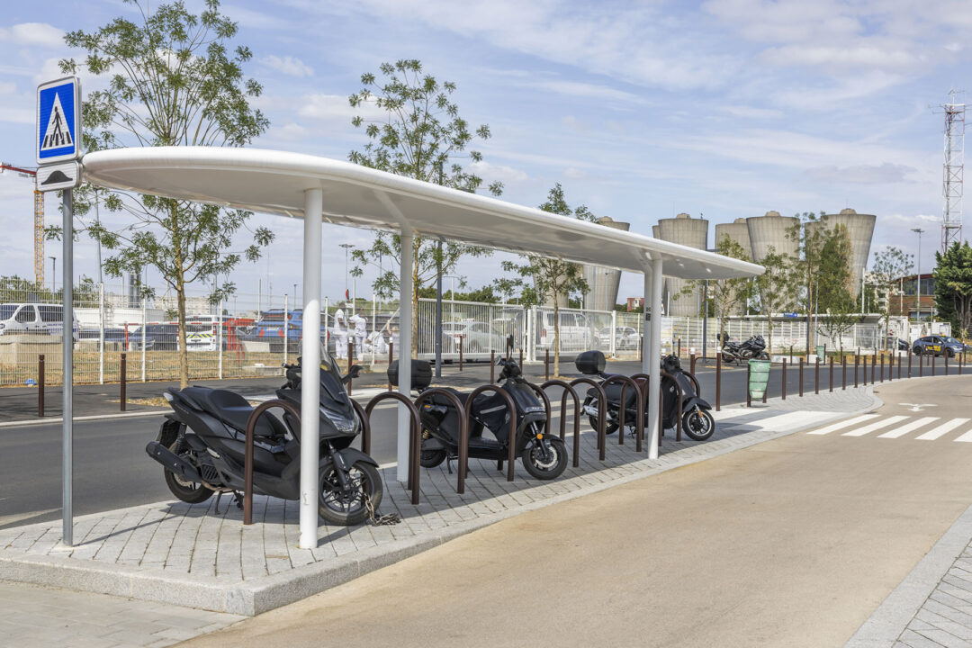 urbencea-reinventons-noes-espaces-de-vie-villejuif-ZAC-CAMPUS-GRAND-PARC-1-CHEMIN-MILITAIRE-abri-velos-arceaux-stationnement